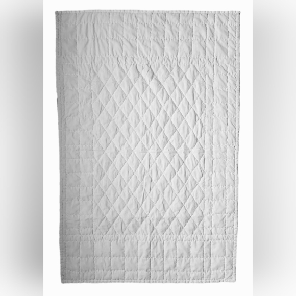 Vintage Baby Blanket Crib Quilt Bunny, Bear and Puppy Handmade Embroided - Picture 2 of 8